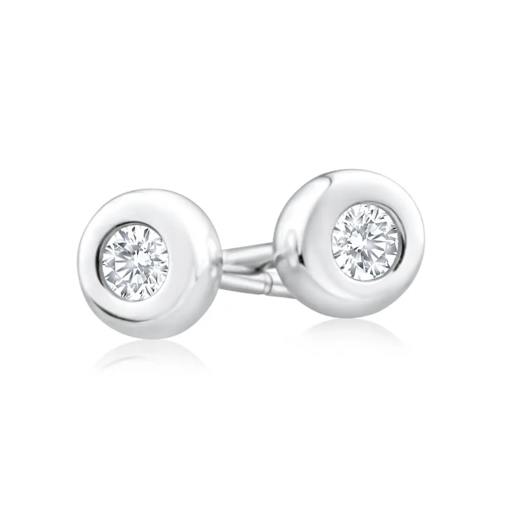 9ct White Gold Diamond Stud Earrings Set With 2 Brilliant Cut Diamonds