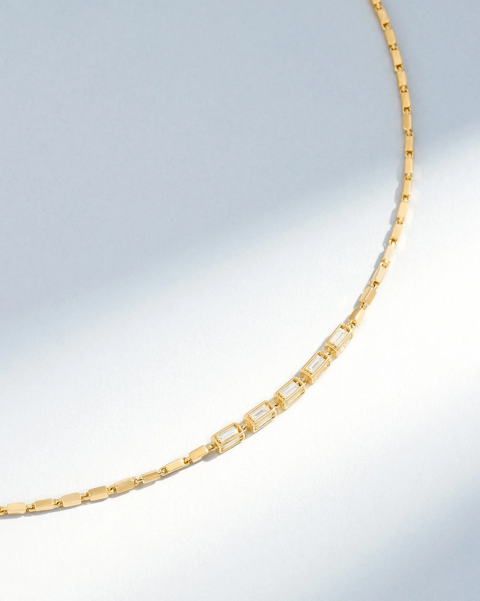 Block-Chain Multi-Diamond Thin Necklace