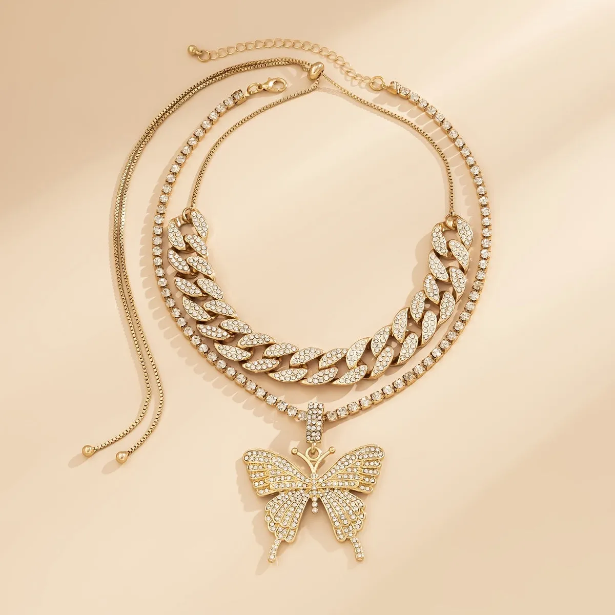 Elevate Your Style with These Vintage Fashion Pieces: 2 Pieces Gorgeous Shiny Cuban Buckle Neck Chain & Simple Butterfly Pendant Set