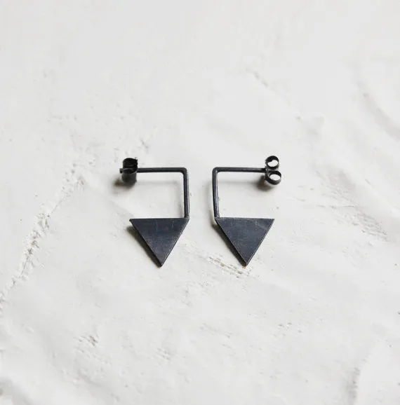 Geometric triangle earrings N°12