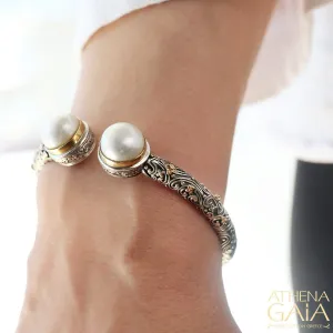 Meadow Breeze Pearl Hinge Open Bracelet