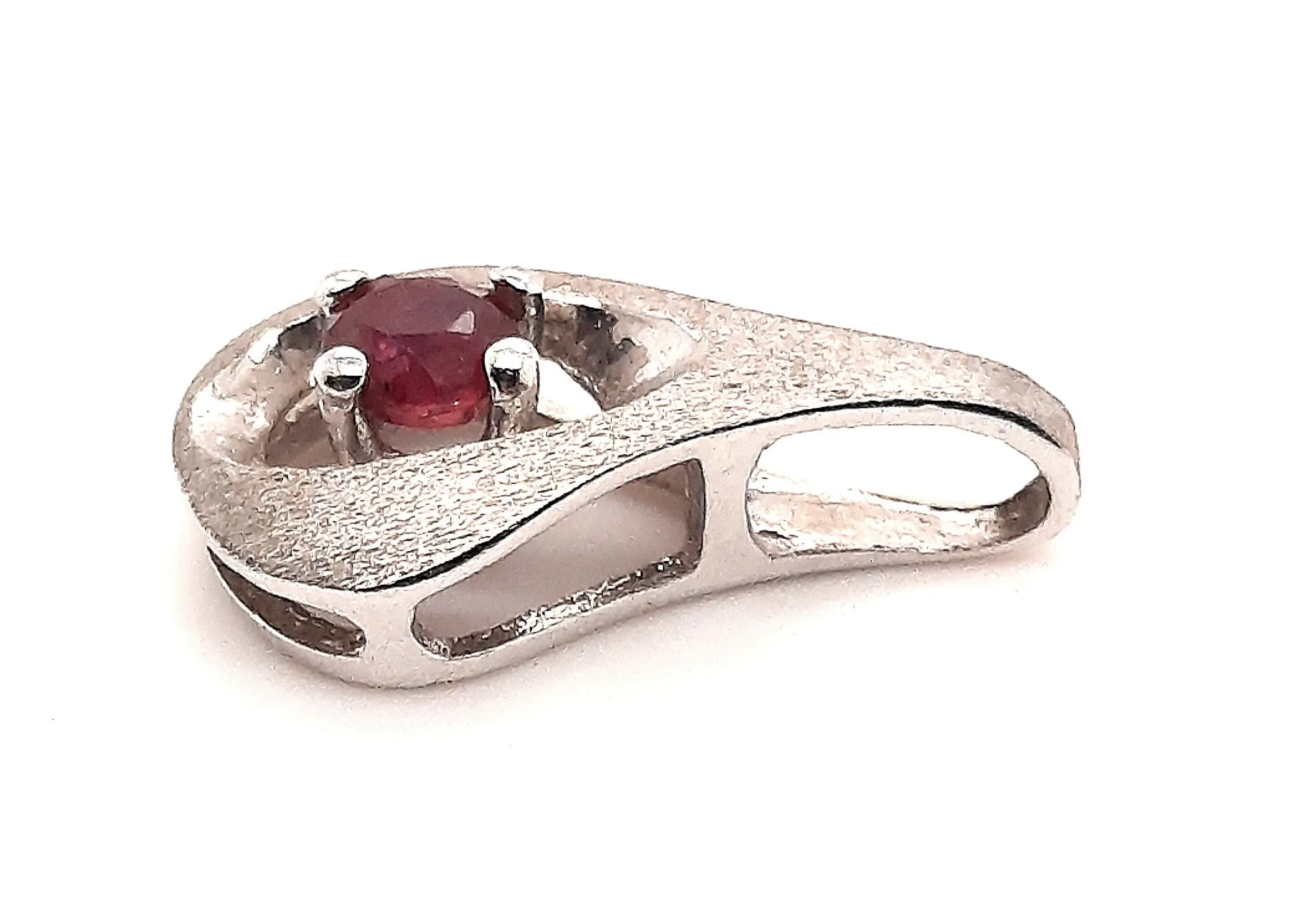 Natural Ruby and14ct White Gold Pendant