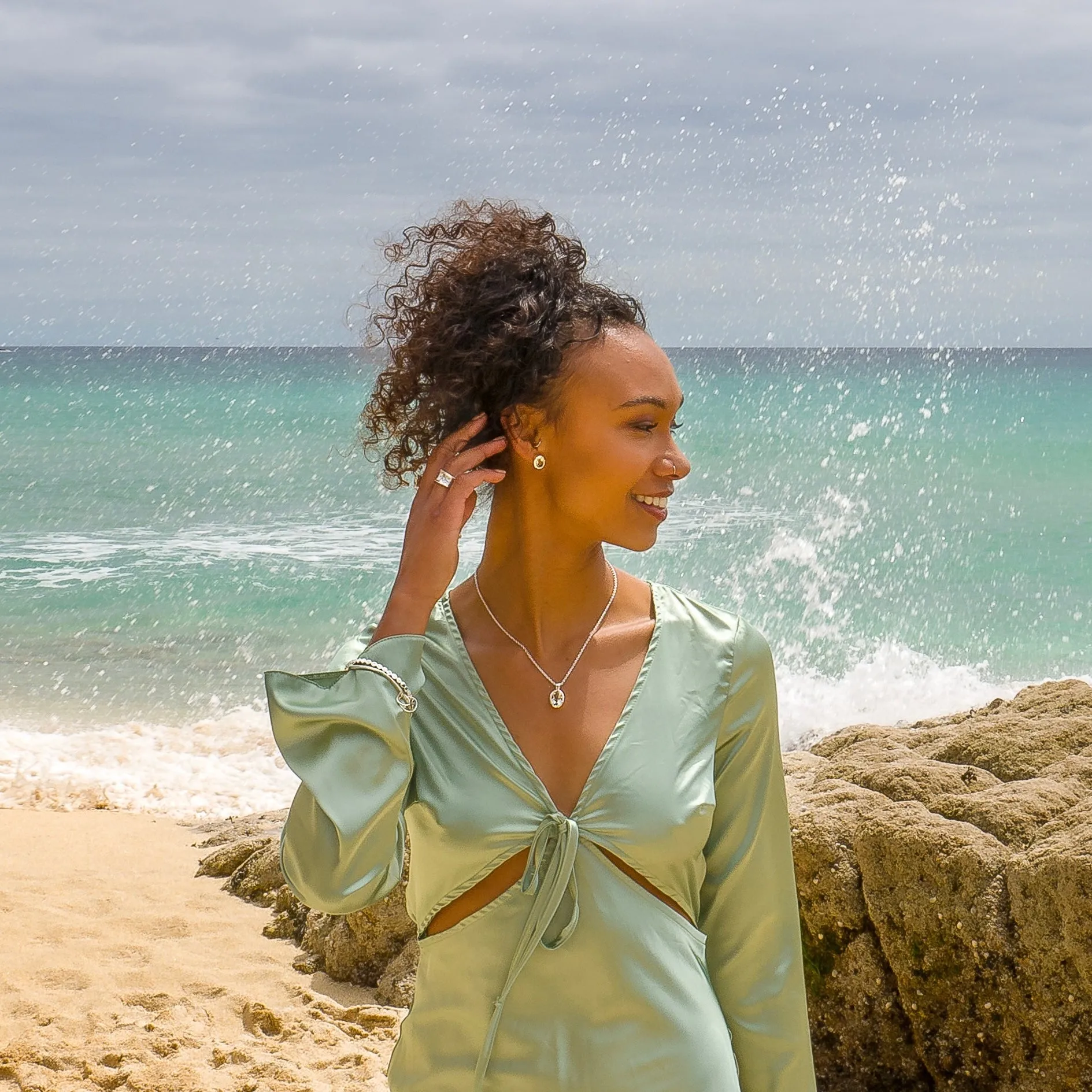 Ocean soul Quartz studs