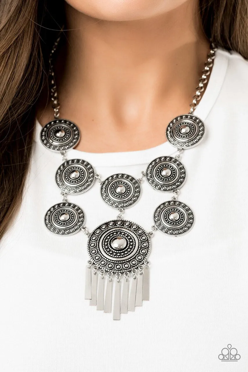 Paparazzi Necklace ~ Modern Medalist