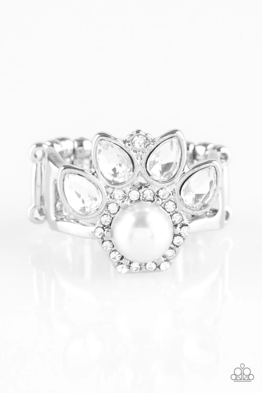 Paparazzi Ring - Crown Coronation - White