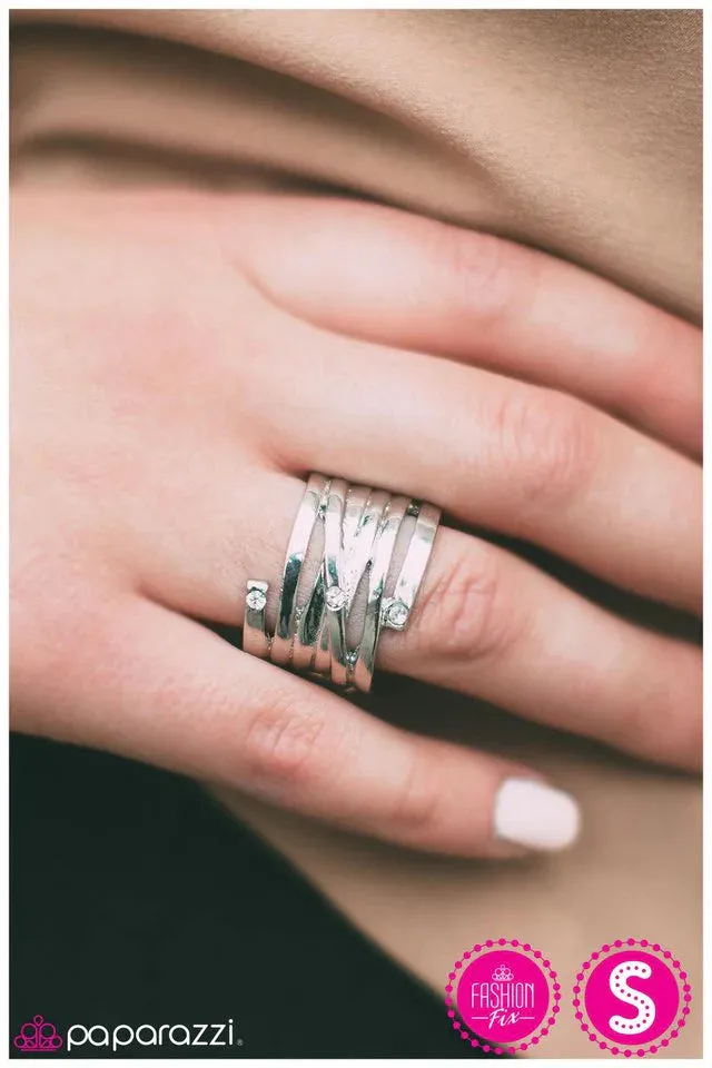 Paparazzi Ring ~ Set The Bar - White