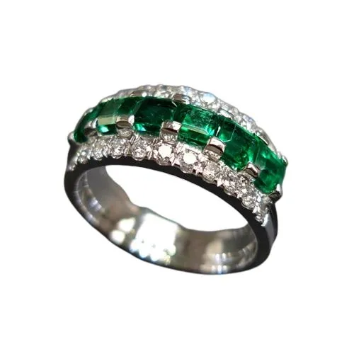 Princess Square Cut Emerald Silver Ring